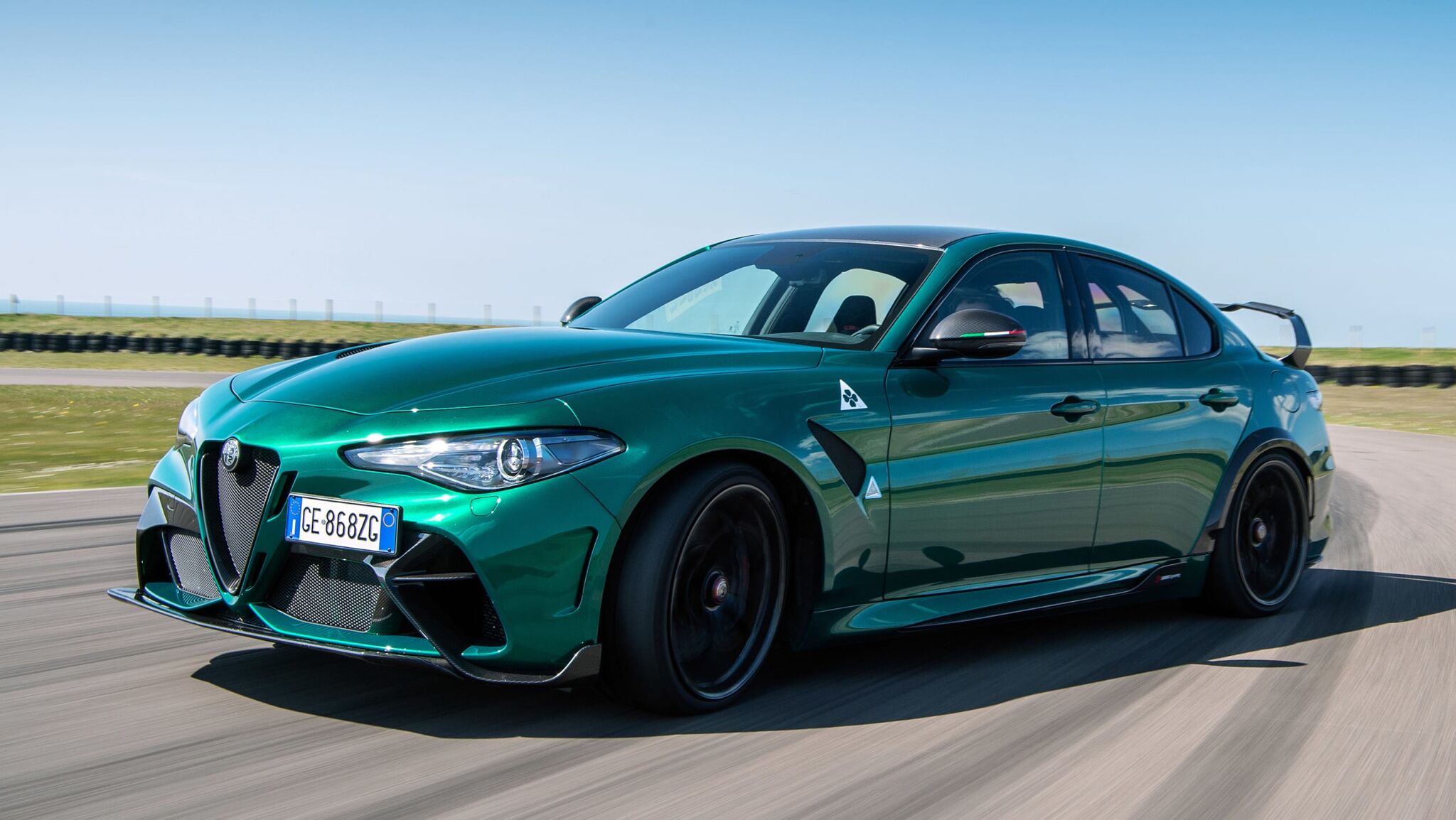 2021 Alfa Romeo Giulia GTAm Review - Automotive Daily