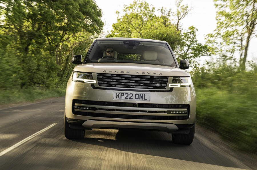aria-label="Range Rover review castle uk 2022 4"
