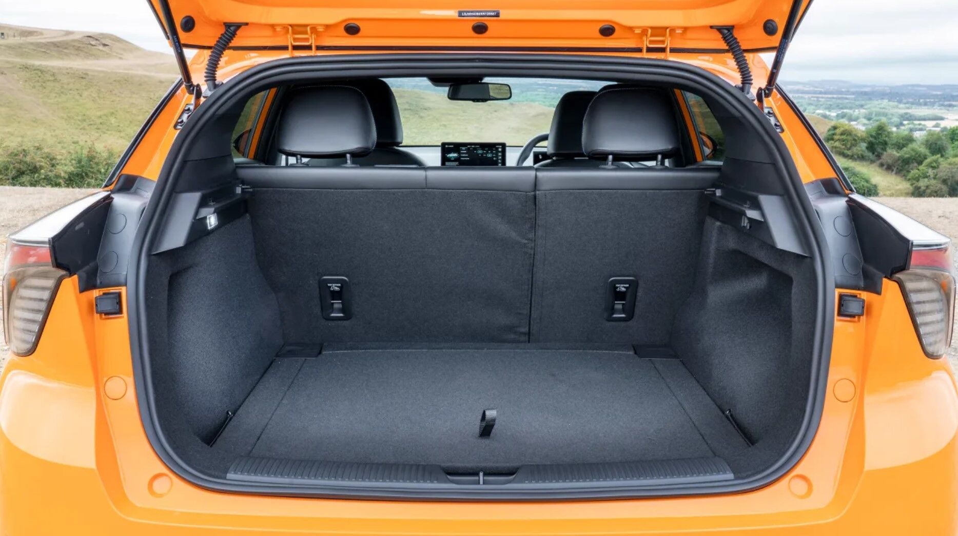 2023-mg4-ev-review-automotive-daily