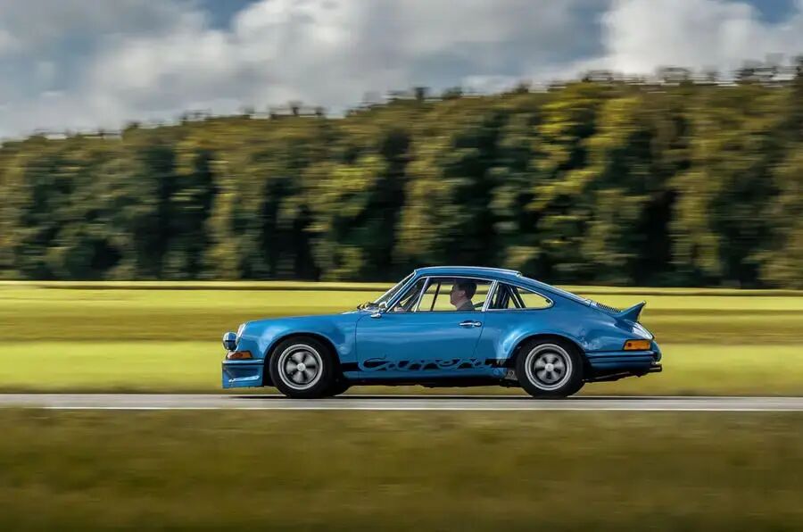 aria-label="Ruf Porsche 911 RSR blue 2"