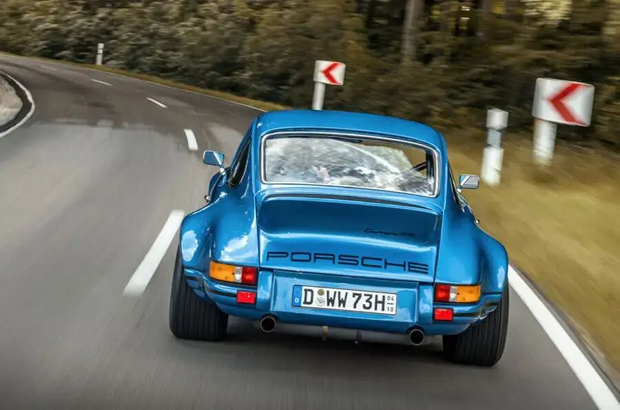 aria-label="Ruf Porsche 911 RSR blue 5"
